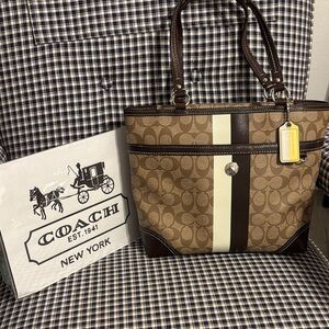 Coach signature Brown and Cream Signature Tote